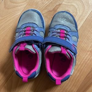 Stride Rite toddler tennis shoes 9M pink/purple/silver